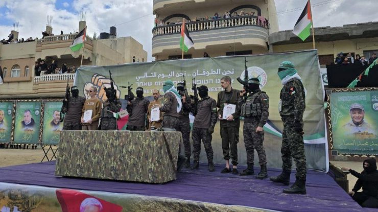 Schimbul de prizonieri pune presiuni politice asupra lui Netanyahu în legătură cu acordul de încetare a focului