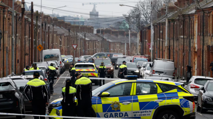 Mai multe persoane au fost înjunghiate la Dublin. Suspectul, care ar fi folosit obiecte de uz casnic, a fost reținut