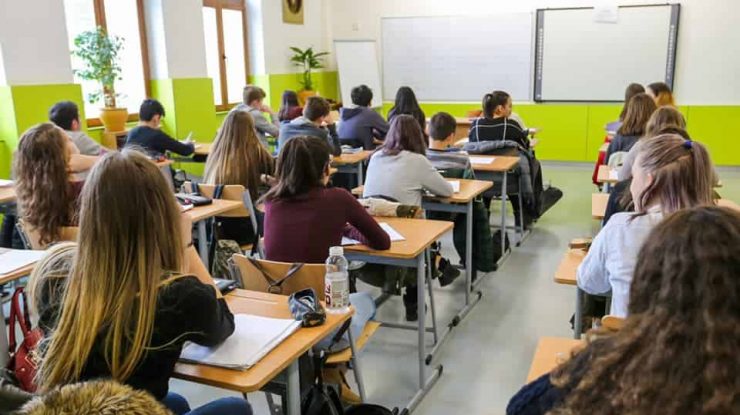 A fost avizată forma finală a structurii anului școlar 2026 – 2027, anunță Ministerul Educației. Cursurile încep pe 7 septembrie 2026 și se încheie pe 18 iunie 2027