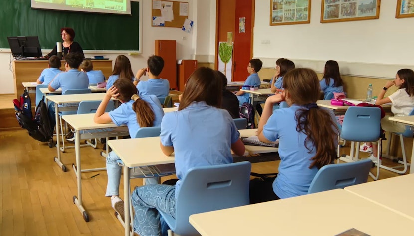 România începe testarea PISA 2025. Peste 10.000 de elevi participă la testele la matematică, lectură, știință și limba engleză