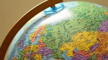 Geografia ar putea fi eliminată din trunchiul comun la liceu. Profesor: „Geografia ajută la formarea unei idei globale asupra societății umane”