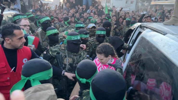 Hamas suspendă eliberarea ostaticilor israelieni „până la noi ordine”