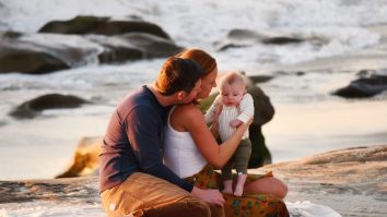 ONU pune România în categoria țărilor cu risc major de îmbătrânire a populației. Romulus Oprică, sociolog: „Guvernul trebuie să asigure viitorul copiilor noștri”