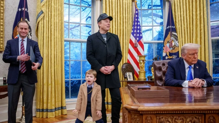 Elon Musk cere guvernului SUA să „șteargă agenții întregi”. Despre ce a vorbit miliardarul la Summit-ul din Dubai