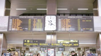 Care sunt cele mai aglomerate aeroporturi din România? Aeroportul Internațional Henri Coandă a înregistrat 15,9 milioane de pasageri în 2024