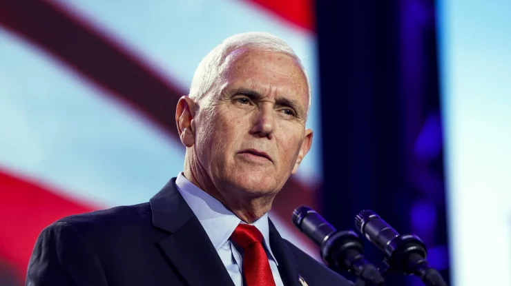 Mike Pence îi atrage atenția lui Trump: „Domnule președinte, Ucraina nu a început acest război. Rusia a lansat o invazie brutală și neprovocată”