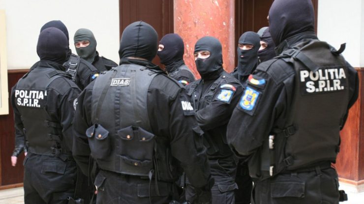 Guvernul suedez anunță măsuri sporite de securitate în școli. Profesorii vor putea percheziționa ghiozdanele elevilor