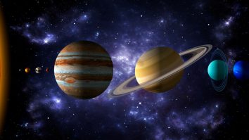 Șapte planete din sistemul solar vor fi vizibile simultan pe cerul nopții. Cătălin Beldea: „De oriunde se pot vedea, acolo unde avem orizontul de vest liber”