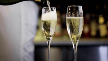 Prosecco „e la putere” în SUA. Importatorii americani îşi fac stocuri pentru a se proteja de  tarifele posibile impuse de Trump