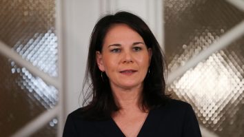 Ministrul german de Externe, Annalena Baerbock, avertizează că o pace impusă „peste capul ucrainenilor și europenilor” nu ar aduce securitate durabilă în regiune