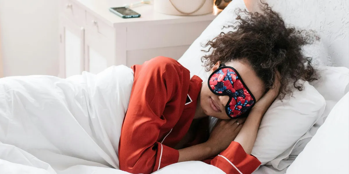 Care-i trendul pe Tiktok? Sleepmaxxing te îndeamnă să-ți îmbunătățești calitatea somnului prin monitorizare