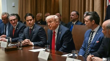 Trump ține prima reuniune de Cabinet: „Ucraina poate uita de aderarea la NATO”