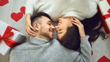 Care e trendul de Valentine’s Day? Aleph News îți spune cum să o faci să se reîndrăgostească de tine