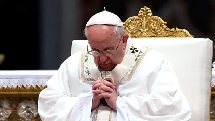 Zvonuri despre moartea Papei sunt răspândite pe rețelele de socializare. Vaticanul încearcă să demonteze știrile false despre starea de sănătate a acestuia