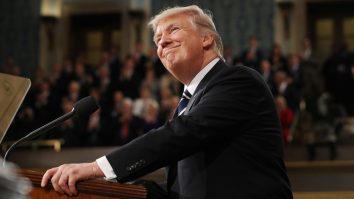 Parlamentul European îl acuză pe Trump că îl „șantajează” pe Zelenski: „Putin e recompensat pentru invazie”