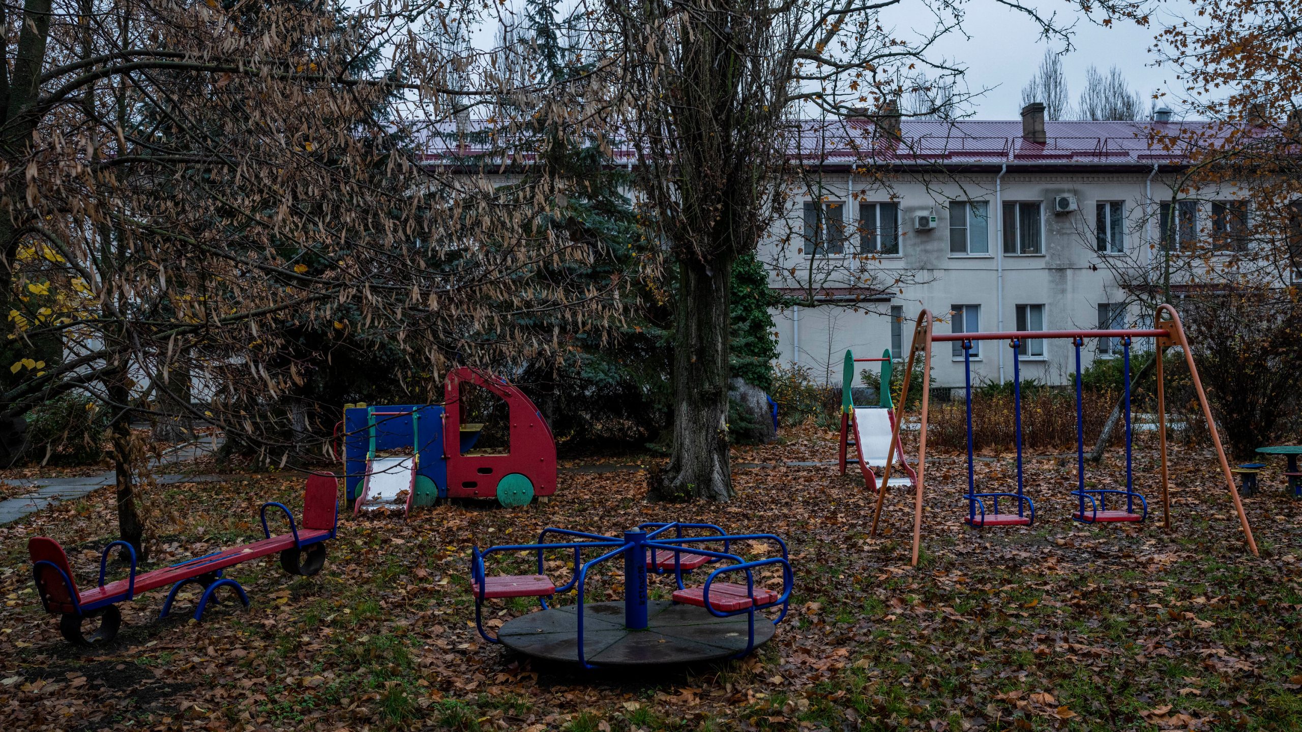 Administrația Trump întrerupe programul care documenta crimele de război rusești și deportarea copiilor ucraineni