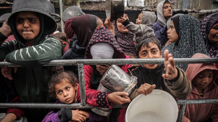Medicii și lucrătorii umanitari atrag atenția asupra malnutriției din Gaza