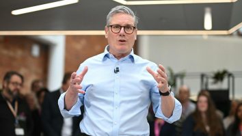 Premierul britanic, Keir Starmer, îl susține pe Donald Trump: „Trebuie să privim apărarea şi securitatea într-un mod mai direct şi mai urgent”