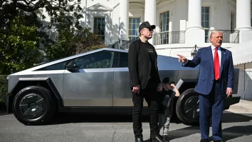 Tesla recheamă peste 46.000 de Cybertruck-uri: Ce defect au mașinile lui Musk la a 8-a rechemare