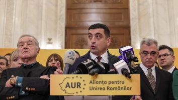 AUR solicită modificarea Legii CCR „pentru a proteja Democrația”