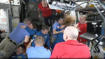 Astronauţii blocaţi pe Stația Spațială Internațională sunt așteptați să revină astăzi pe Pământ. Cei 2 se află în Spațiu din iunie 2024