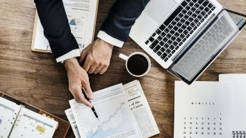 INS menţine datele privind creşterea PIB de doar 0,9% în 2024. Industria şi sectorul IT&C nu au avut nicio contribuţie