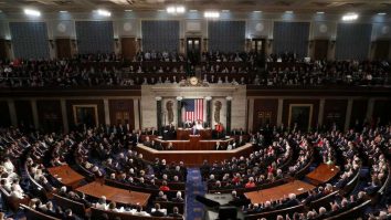 LIVE UPDATE – Donald Trump ține un discurs major în fața Congresului SUA: „Zelenski mi-a scris cu puțin timp în urmă, e gata să negocieze. Și Rusia e pregătită pentru pace. E timpul să oprim acest război brutal din Ucraina”