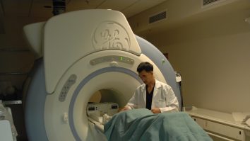 Magnetoencefalografia și Inteligența Artificială pot ajuta persoanele cu dificultăți de vorbire. Ce au descoperit cercetătorii