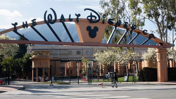 Comisia Federală pentru Comunicații (FCC) a anunțat o anchetă privind practicile de diversitate și incluziune ale Disney