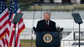 Donald Trump se pregătește să vorbească despre „Reînnoirea Visului American” în fața Congresului. Ce șanse sunt ca SUA să părăsească NATO