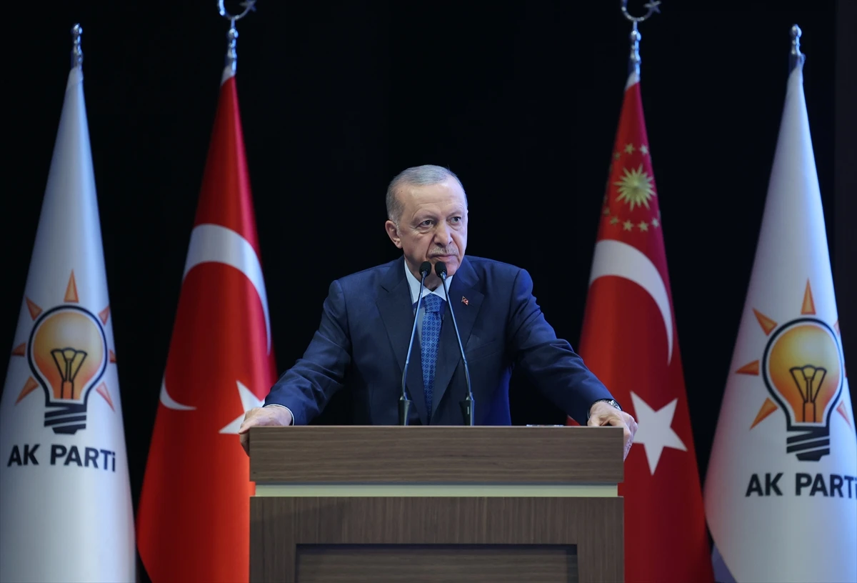 Erdogan califică protestele față de încarcerarea primarului Istanbulului drept „o mișcare de violență”. Președintele acuză opoziția de tulburări și pagube