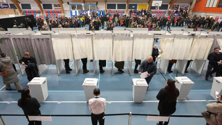 Partidul Demokraatit, care susține independența, a câștigat alegerile din Groenlanda. Ce impact are influența lui Trump asupra voturilor