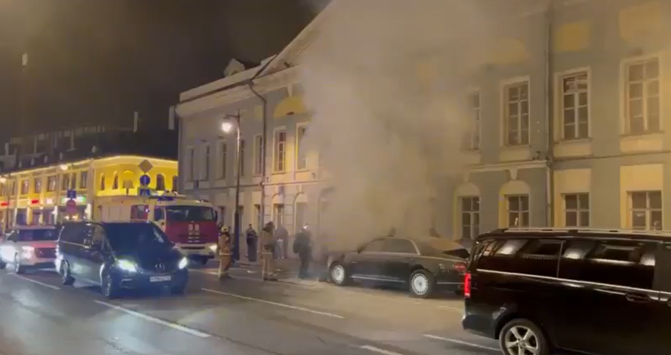 Panică la Kremlin: O limuzină din flota lui Putin a explodat în Moscova, în apropierea sediului serviciilor secrete ruse