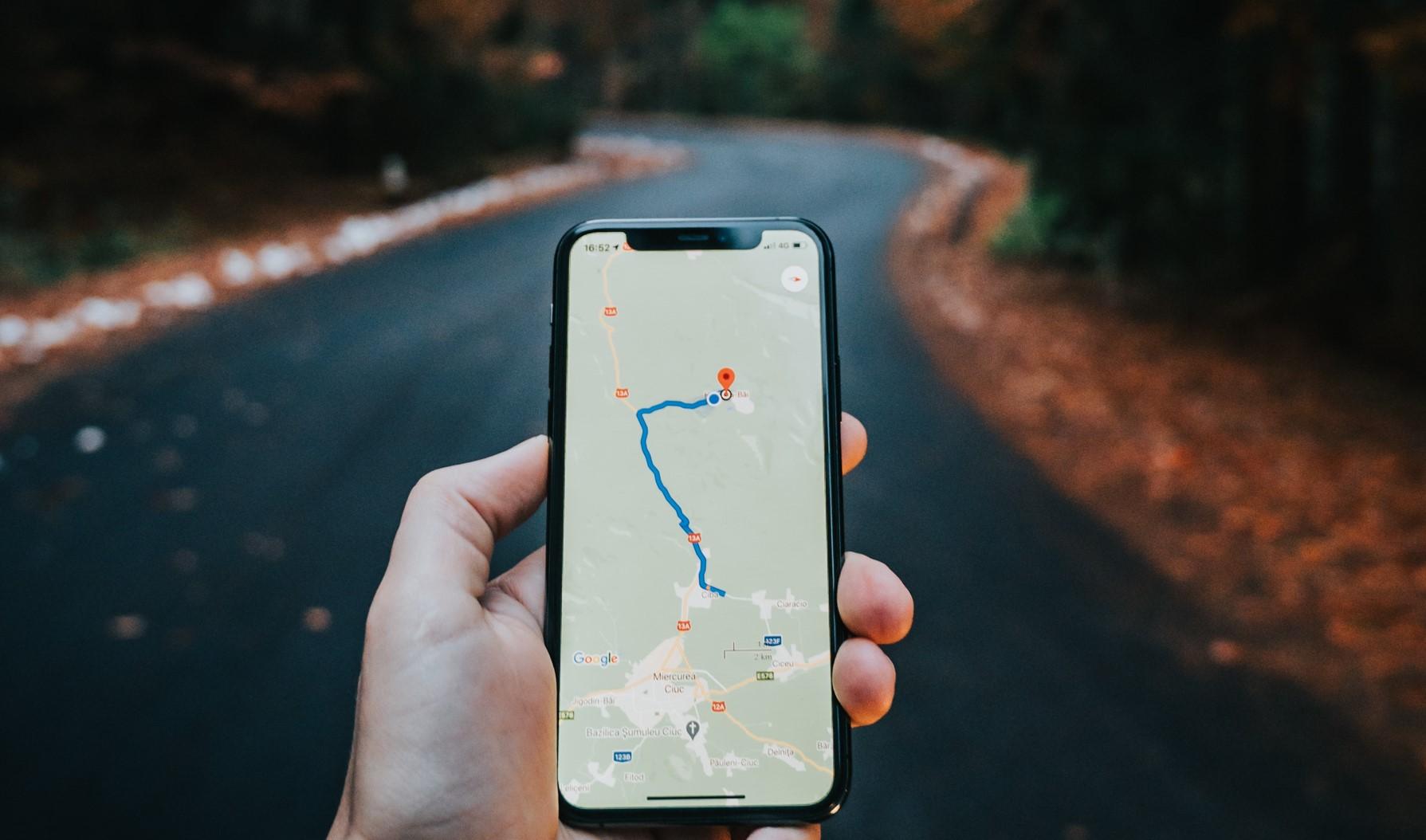 Google Maps devine agentul tău de turism. Ce funcții noi pentru turiști aduce aplicația