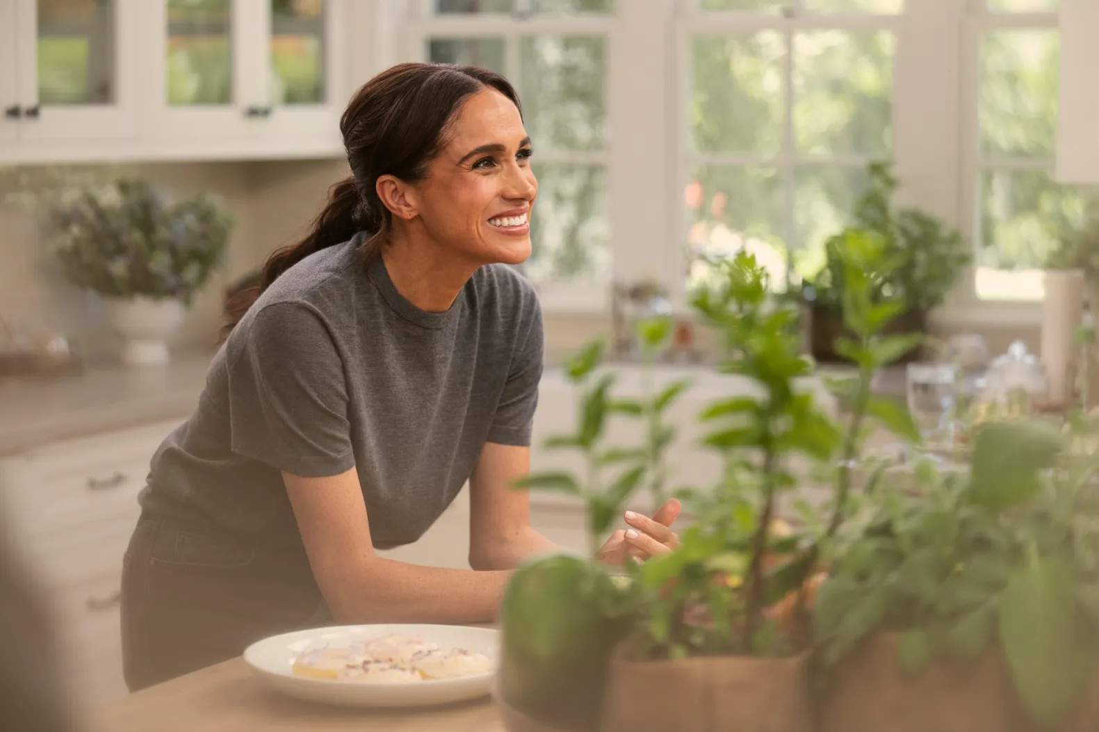 Meghan Markle sau Pamela Anderson? „With love, Markle” este show-ul care aprinde controversele
