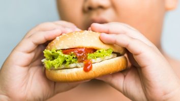 Obezitatea copiilor din România a devenit o problemă de sănătate publică majoră. Diabetolog: „Acesta e trendul global și nu facem excepție”