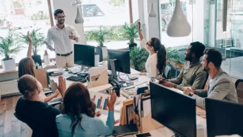 Taskmasking-ul este trendul preferat al Generației Z la job. Codruța Mirci, expert HR: „Companiile pun accent pe prezența la job, în loc să pună accent pe rezultate”