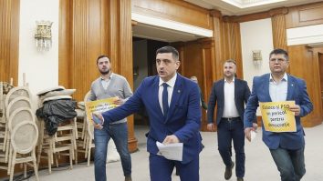 Parlamentarii chiulangii vor pierde 5% din indemnizație pentru fiecare absență nemotivată​