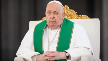FOTO. Vaticanul a publicat prima fotografie a Papei Francisc de când a fost spitalizat: „Sunt fragil, ca mulți alții”