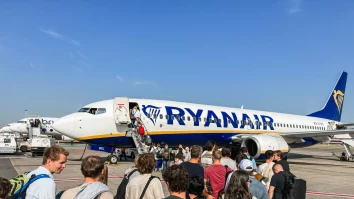 Ryanair mărește de anul acesta o serie de taxe și penalități. Ce trebuie să știi dacă pleci în vacanță