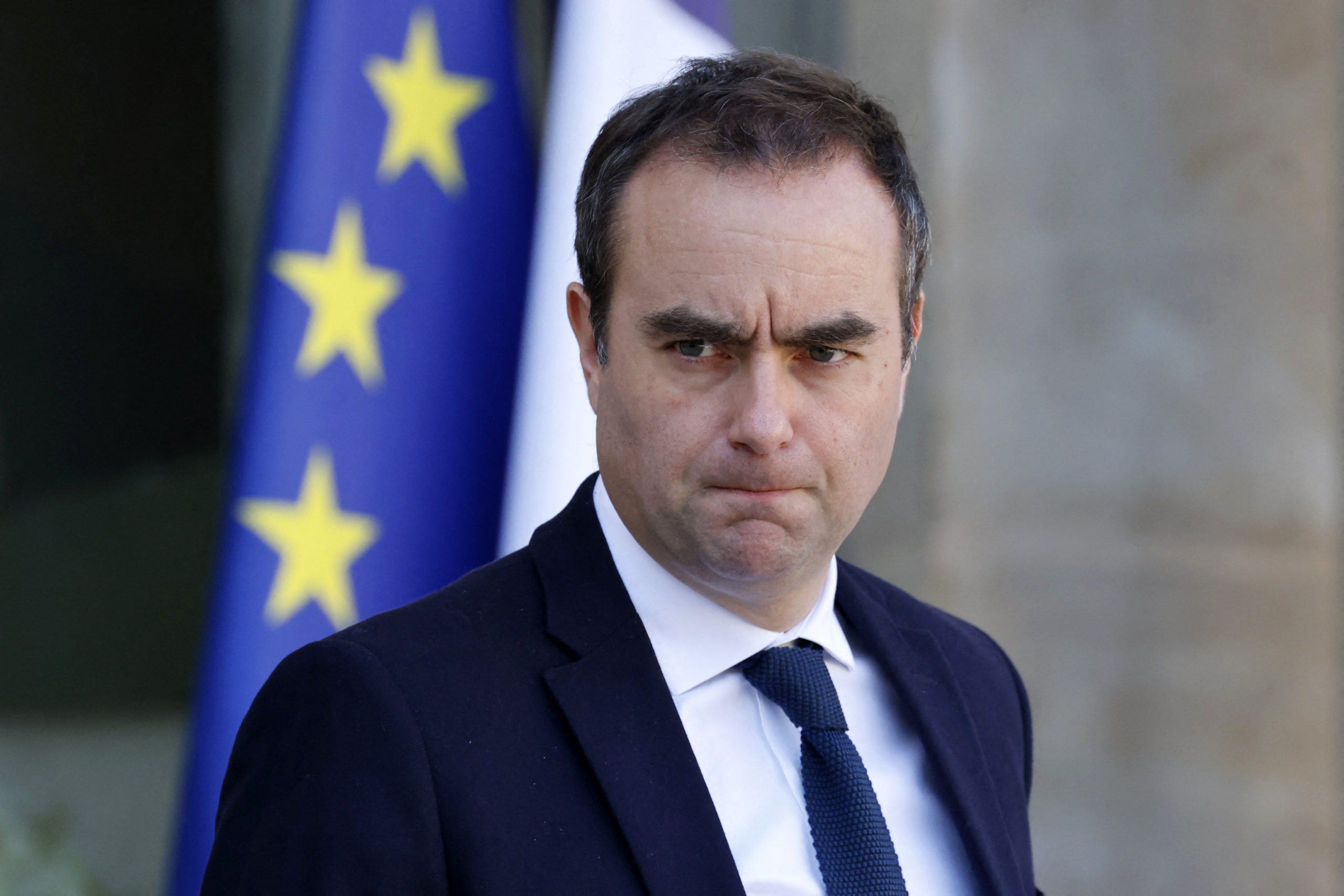 Franța va refuza cererile de demilitarizare a Ucrainei, spune Sébastien Lecornu, Ministrul Apărării