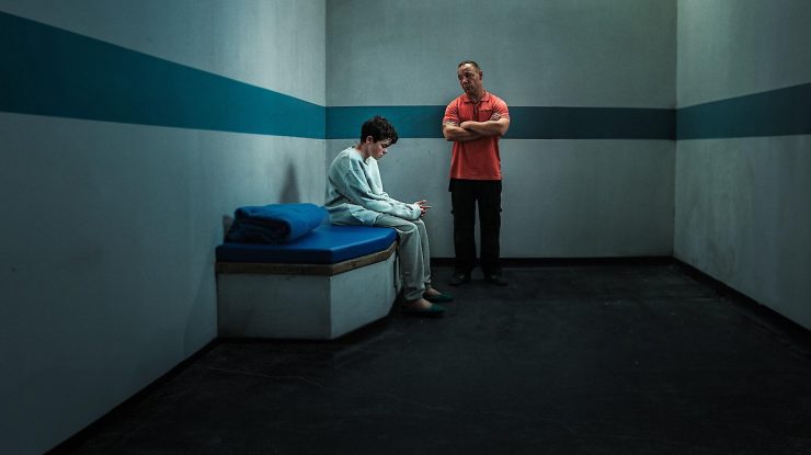 Netflix aduce „Adolescence” în școlile din Marea Britanie. Inițiativa e parte dintr-o încercare de a încuraja conversații despre temele cheie ale seriei