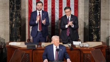 Zelenski i-a trimis o scrisoare lui Trump înainte de discursul din Congresul SUA. Trump: „E pregătit să negocieze. E timpul să oprim războiul oribil din Ucraina”