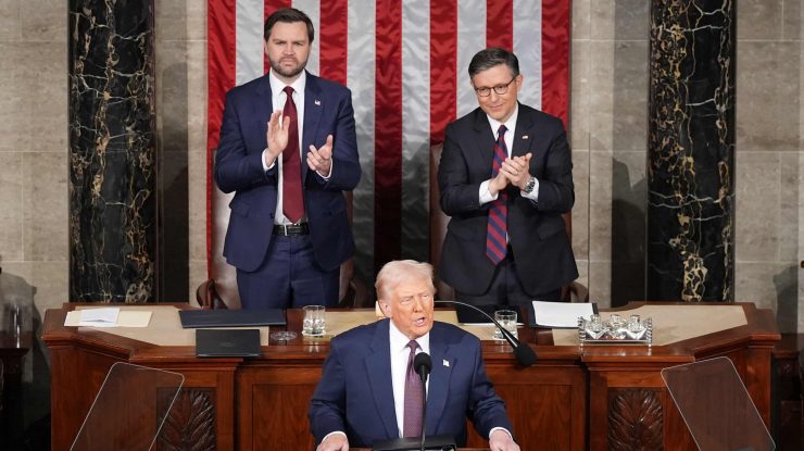 Zelenski i-a trimis o scrisoare lui Trump înainte de discursul din Congresul SUA. Trump: „E pregătit să negocieze. E timpul să oprim războiul oribil din Ucraina”