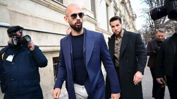 Frații Andrew și Tristan Tate s-au întors în România după ce au părăsit țara la sfârșitul lunii februarie. „Ne dovedim nevinovăția”