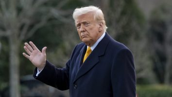 Trump revocă statutul juridic pentru 530.000 de migranți din Cuba, Haiti, Nicaragua și Venezuela. Au intrat în SUA prin CHNV inițiat de Joe Biden