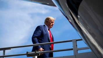 Administrația Trump reduce forța de muncă a Departamentului Educației cu jumătate. 2.100 de angajați vor fi concediați