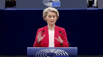 Schimbare totală de paradigmă: Fondul de 150 miliarde de euro pentru înarmare va fi folosit exclusiv pentru arme produse în Europa, pentru a reduce dependența de SUA şi a dezvolta industria de apărare a continentului