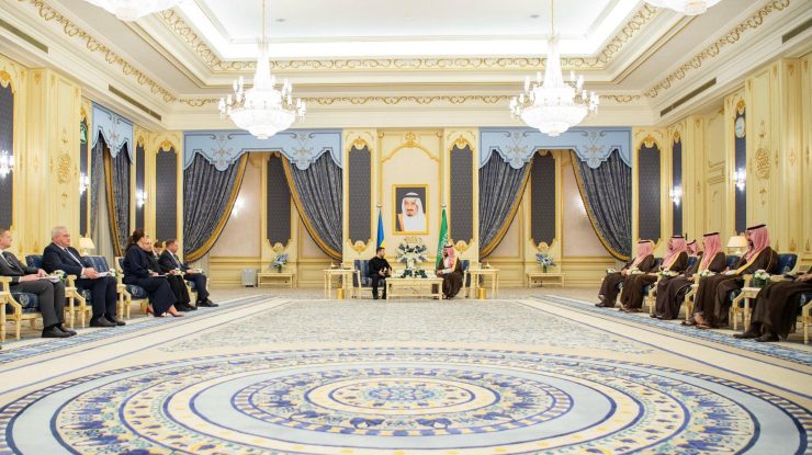 Zelenski a fost primit de Prințul Moștenitor Mohammed bin Salam în Arabia Saudită, la Jeddah. Războiul din Ucraina, pe agenda discuțiilor