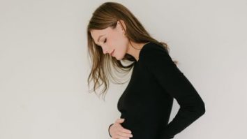 FOTO. Supermodelul Karlie Kloss este însărcinată cu al treilea copil